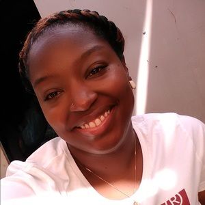 Meet your Posher, Dashia